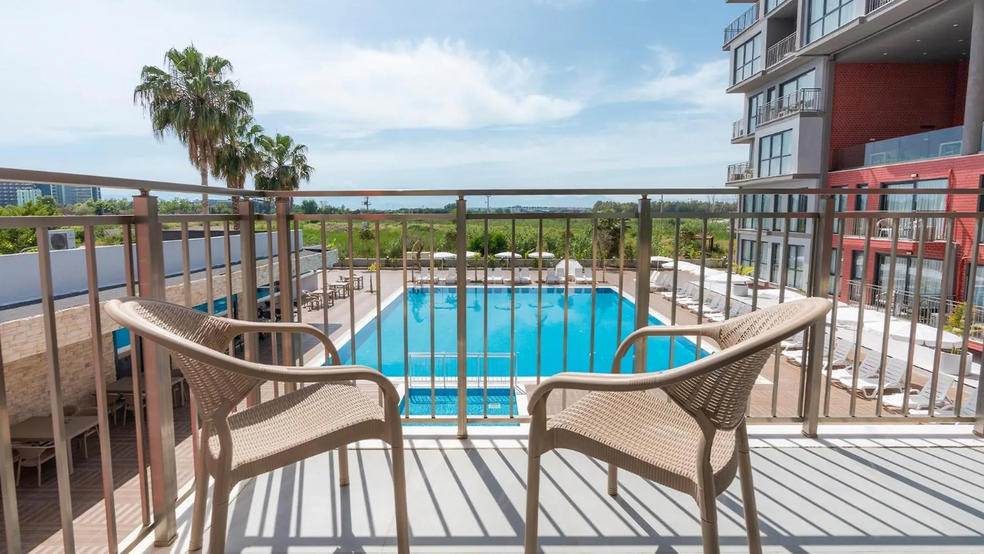 Laristone Suite Spa Hotel Antalya Aparthotel