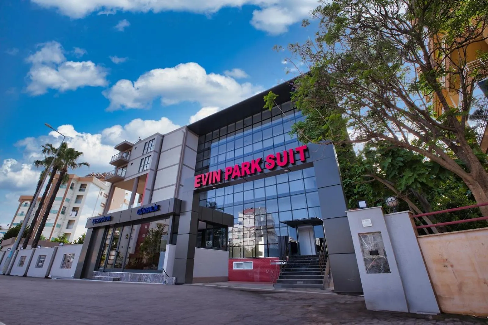 Evin Park Suit Lara & Spa Aparthotel Aksu
