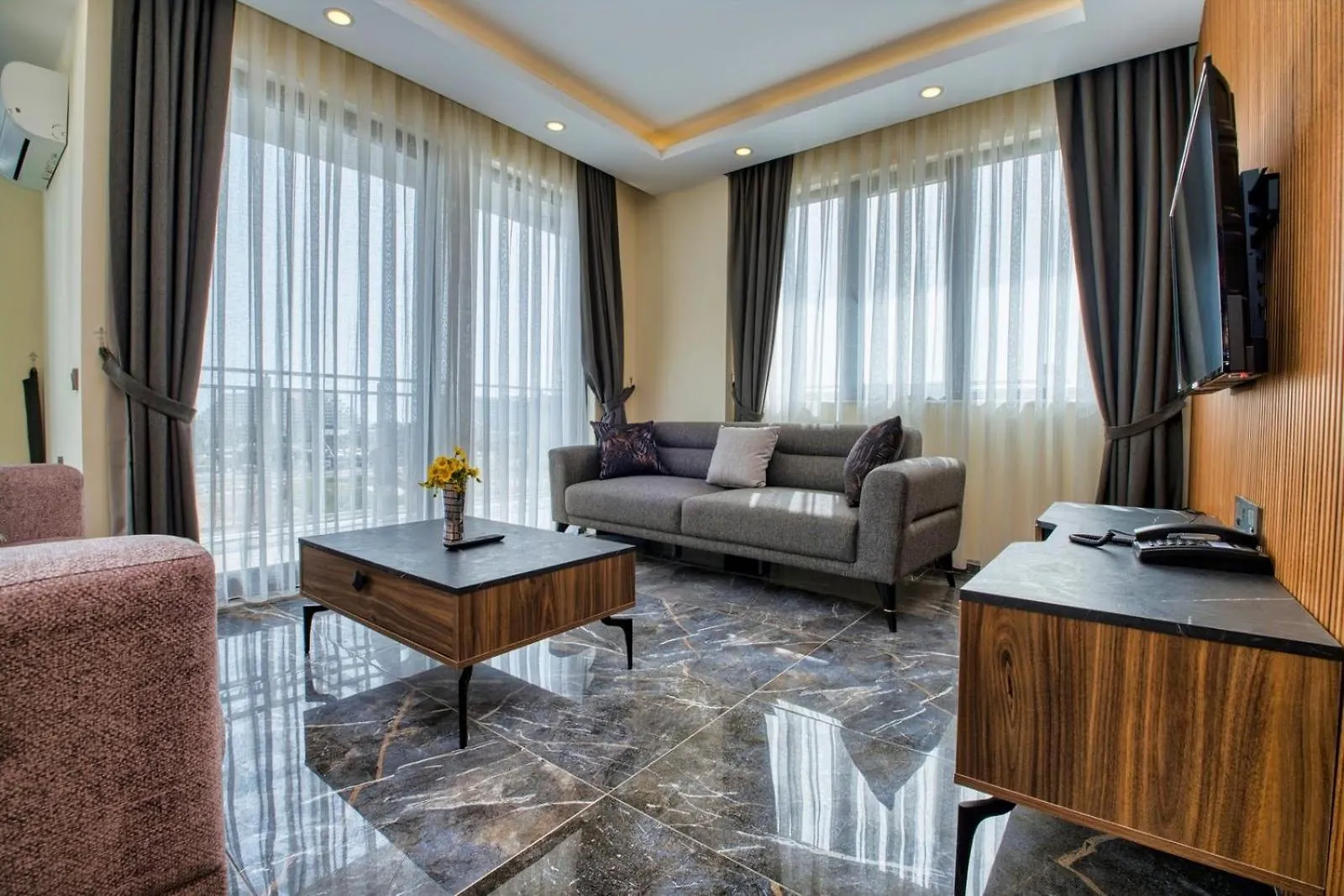 Laristone Suite Spa Hotel 안탈리아 0*,