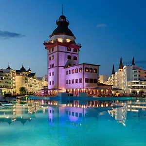 5* Rezort Titanic Mardan Palace